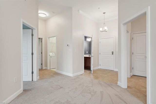 670 Town Center Dr Unit 406, Newport News, VA 23606