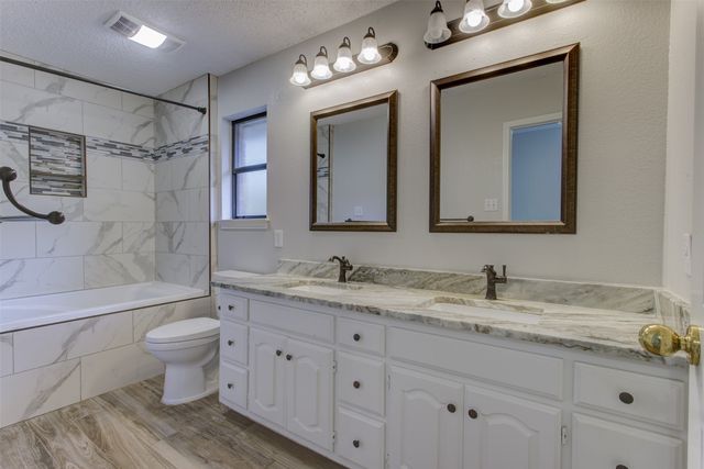 6921 Weatherwood Road, Fort Worth, TX 76133