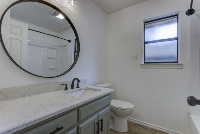 6921 Weatherwood Road, Fort Worth, TX 76133