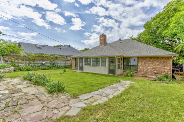 6921 Weatherwood Road, Fort Worth, TX 76133