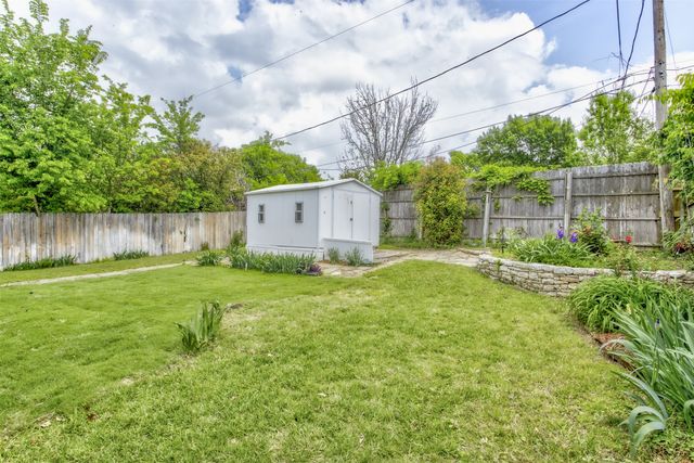 6921 Weatherwood Road, Fort Worth, TX 76133