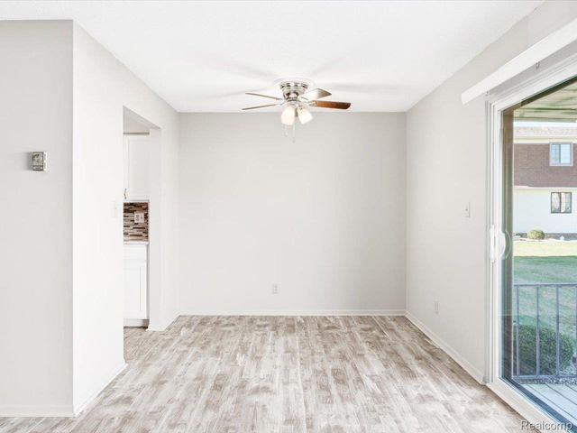 1900 River Road 3, Marysville, MI 48040