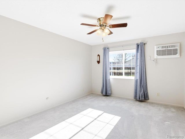 1900 River Road 3, Marysville, MI 48040