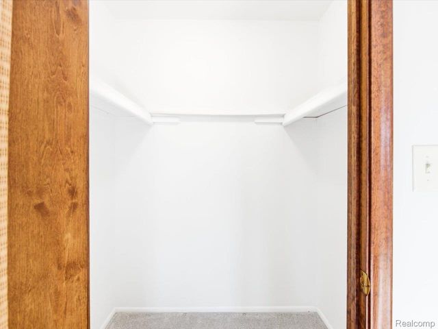 1900 River Road 3, Marysville, MI 48040