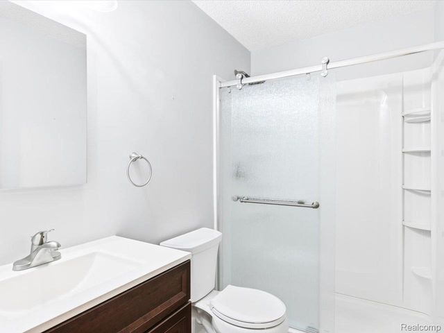 1900 River Road 3, Marysville, MI 48040