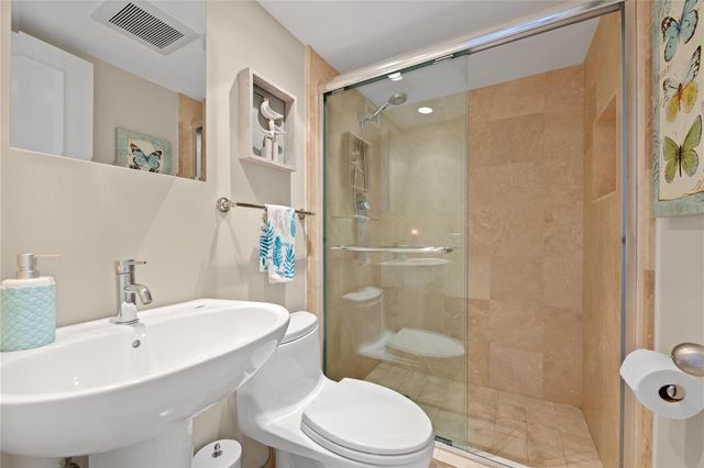 4300 N Ocean Boulevard 15E, Fort Lauderdale, FL 33308