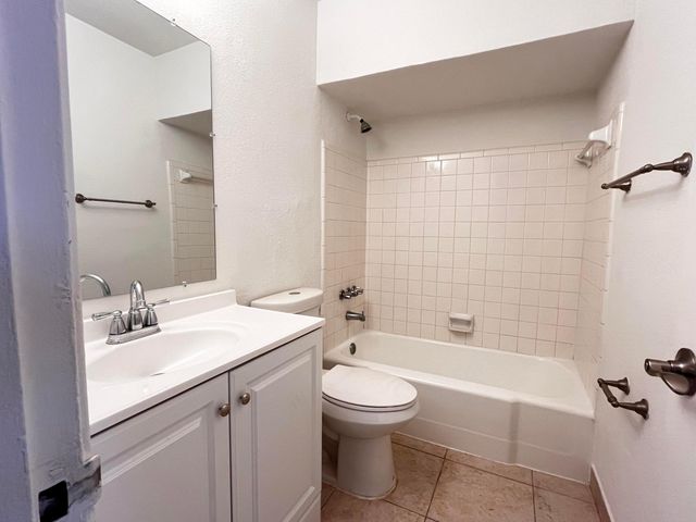 4529 NE 21st Avenue 3, Fort Lauderdale, FL 33308