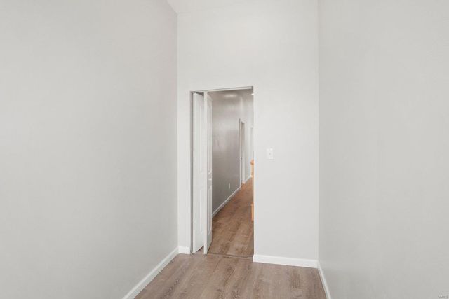2032 E Adelaide Avenue, St Louis, MO 63106