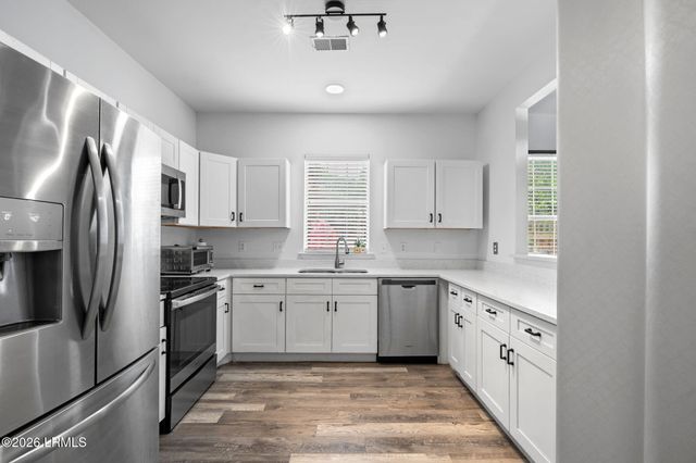 10 Baywood Court, Bluffton, SC 29910
