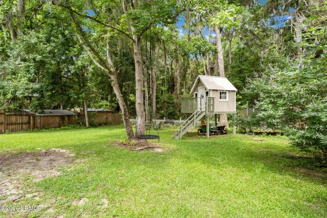 10 Baywood Court, Bluffton, SC 29910