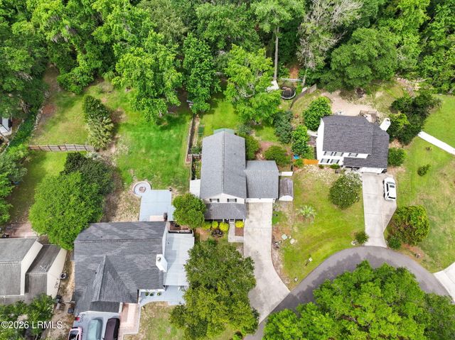 10 Baywood Court, Bluffton, SC 29910