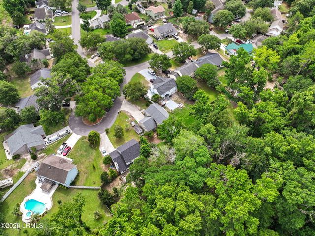 10 Baywood Court, Bluffton, SC 29910