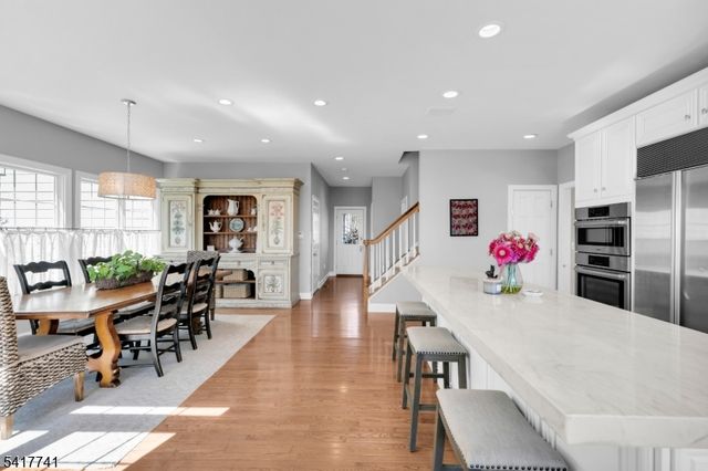 25 Carriage Way, Bernards Twp., NJ 07920