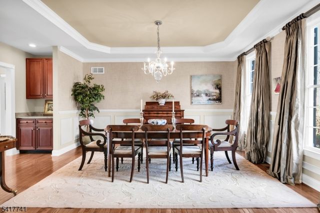 25 Carriage Way, Bernards Twp., NJ 07920