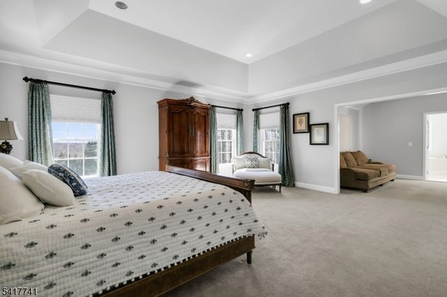 25 Carriage Way, Bernards Twp., NJ 07920