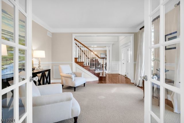 25 Carriage Way, Bernards Twp., NJ 07920