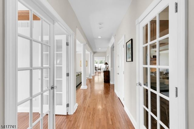 25 Carriage Way, Bernards Twp., NJ 07920