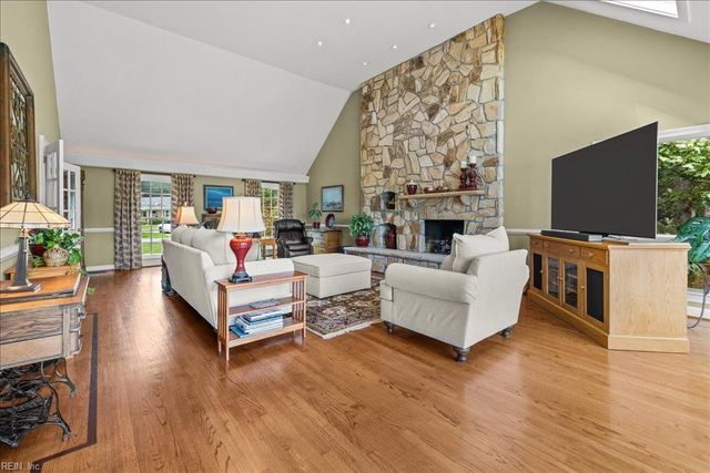 4007 Arrowhead Point CT, Virginia Beach, VA 23455