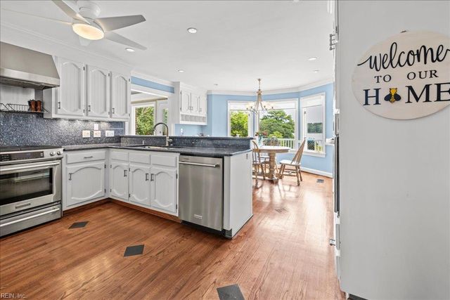 4007 Arrowhead Point CT, Virginia Beach, VA 23455