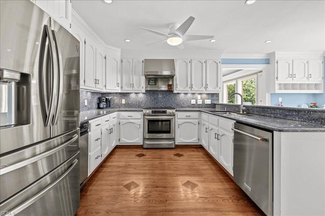 4007 Arrowhead Point CT, Virginia Beach, VA 23455
