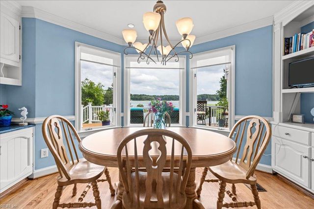 4007 Arrowhead Point CT, Virginia Beach, VA 23455