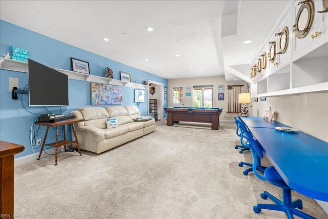 4007 Arrowhead Point CT, Virginia Beach, VA 23455