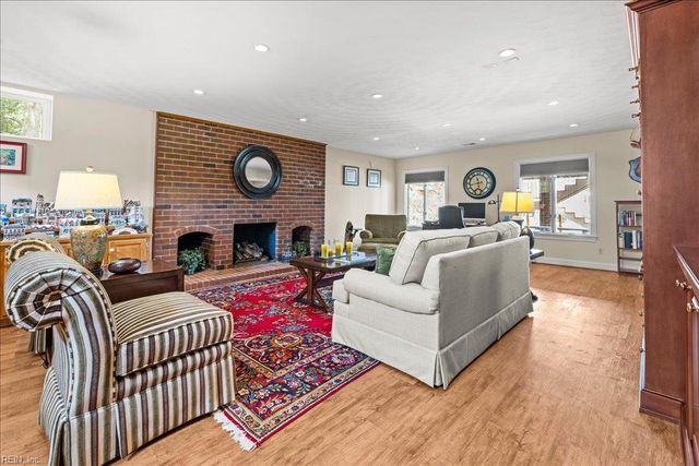 4007 Arrowhead Point CT, Virginia Beach, VA 23455