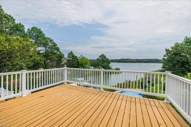 4007 Arrowhead Point CT, Virginia Beach, VA 23455