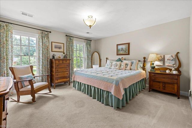 4007 Arrowhead Point CT, Virginia Beach, VA 23455