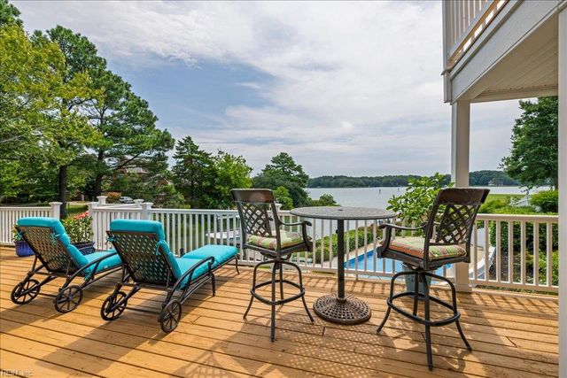 4007 Arrowhead Point CT, Virginia Beach, VA 23455