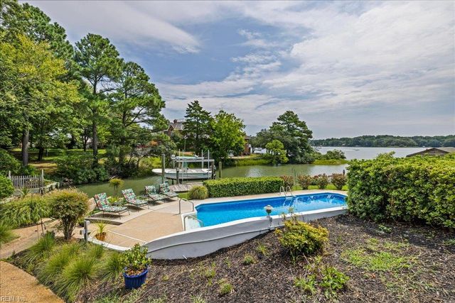 4007 Arrowhead Point CT, Virginia Beach, VA 23455