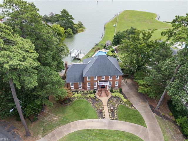 4007 Arrowhead Point CT, Virginia Beach, VA 23455