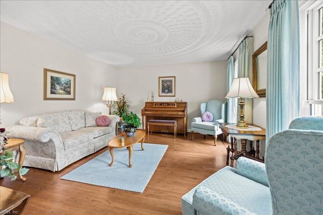 4007 Arrowhead Point CT, Virginia Beach, VA 23455