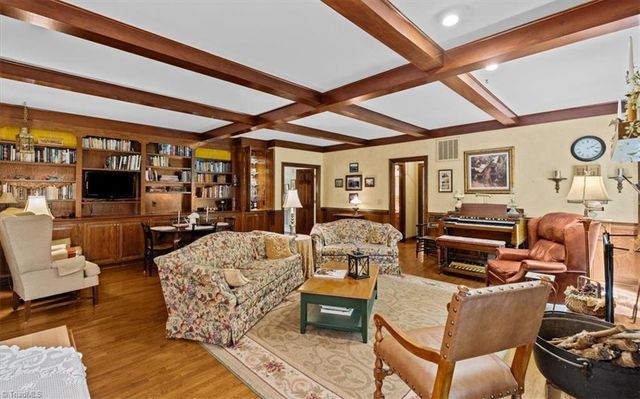 5511 Wallace Drive, Greensboro, NC 27407