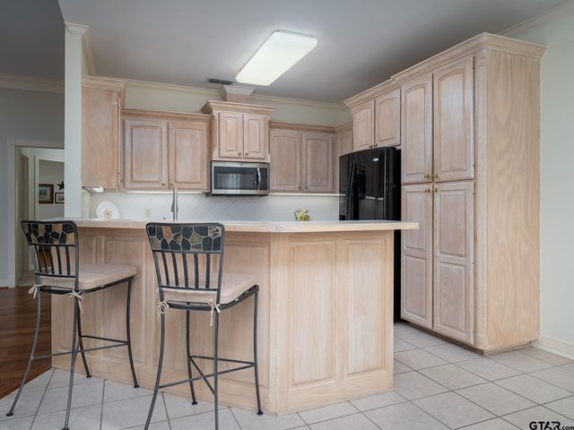 5722 Gloucester Dr., Tyler, TX 75707