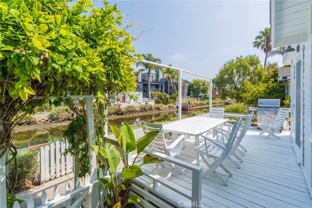 410 Carroll Canal, Venice, CA 90291