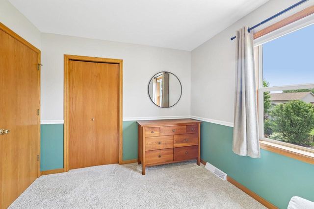 6605 Carlton DRIVE, Madison, WI 53718