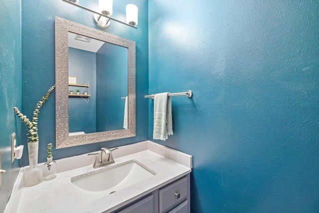 6605 Carlton DRIVE, Madison, WI 53718