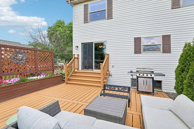 6605 Carlton DRIVE, Madison, WI 53718