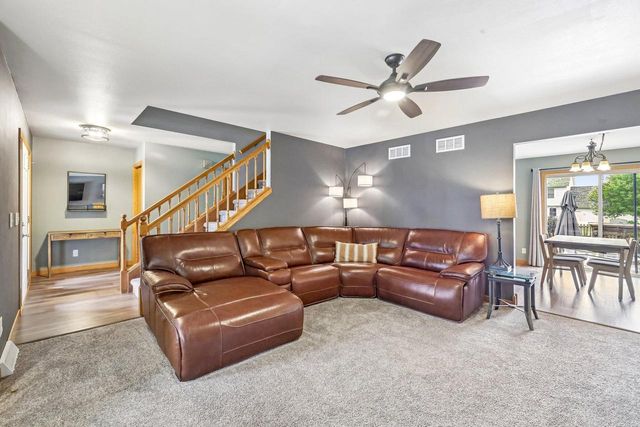 6605 Carlton DRIVE, Madison, WI 53718