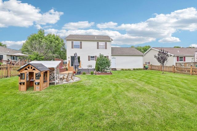 6605 Carlton DRIVE, Madison, WI 53718