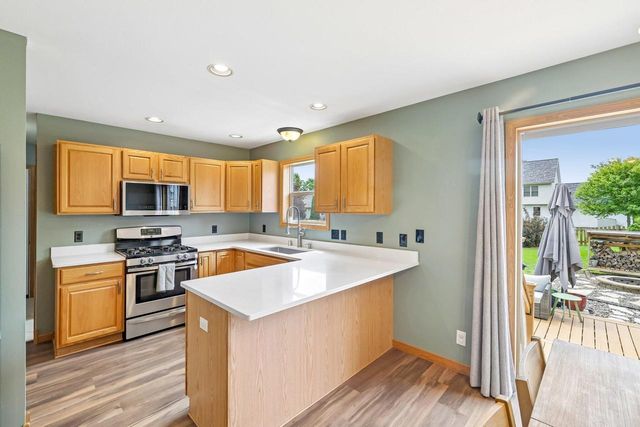 6605 Carlton DRIVE, Madison, WI 53718