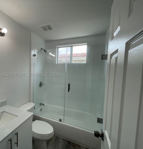 29 Oviedo Ave 4, Coral Gables, FL 33134