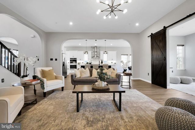 5719 HAWK RIDGE RD, Frederick, MD 21704