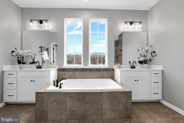 5719 HAWK RIDGE RD, Frederick, MD 21704