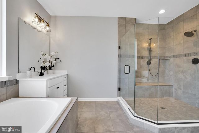 5719 HAWK RIDGE RD, Frederick, MD 21704