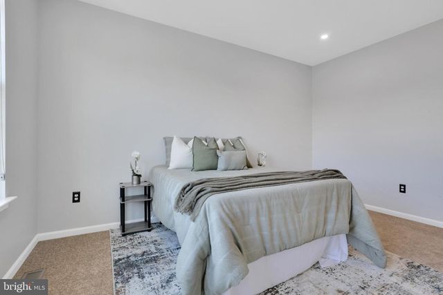 5719 HAWK RIDGE RD, Frederick, MD 21704