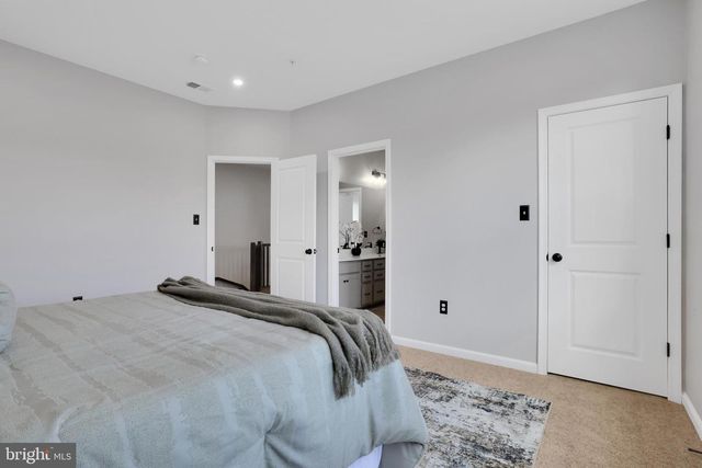 5719 HAWK RIDGE RD, Frederick, MD 21704