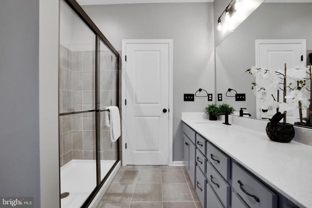 5719 HAWK RIDGE RD, Frederick, MD 21704