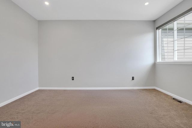 5719 HAWK RIDGE RD, Frederick, MD 21704